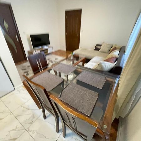 Apartment The Room Burgas Bagian luar foto