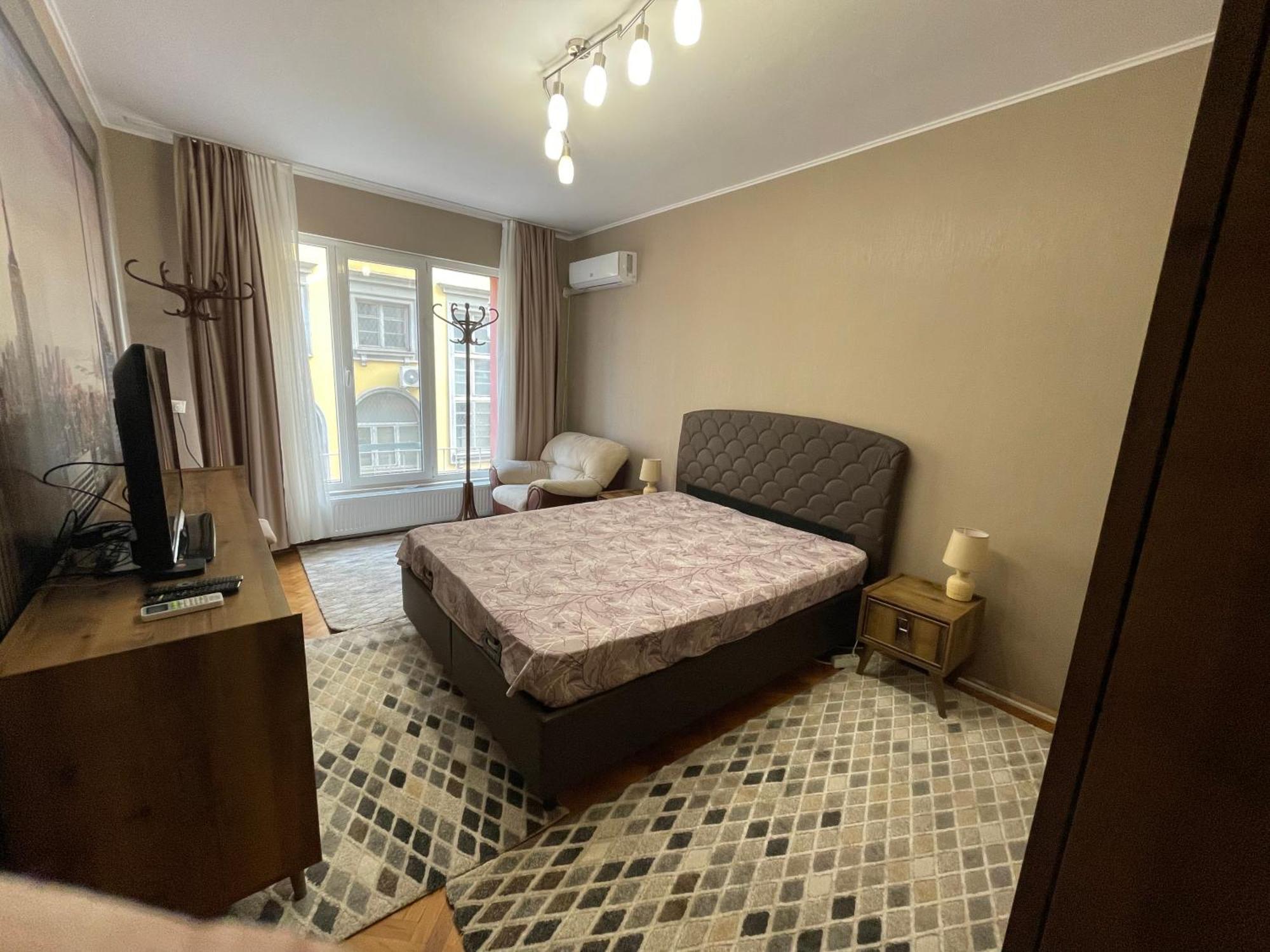 Apartment The Room Burgas Bagian luar foto